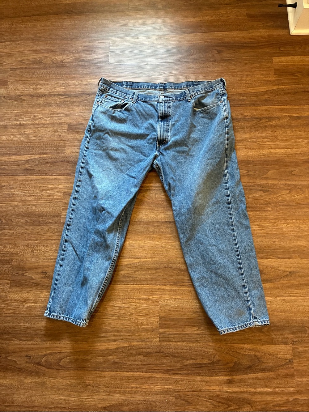 Levi's 550 Light Blue Relaxed Fit Men’s Jeans Size 46x30